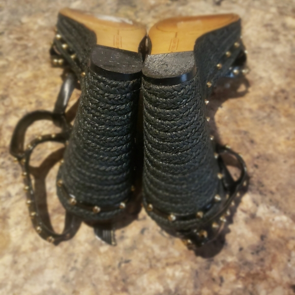 Vincent - Picture 4 of 6